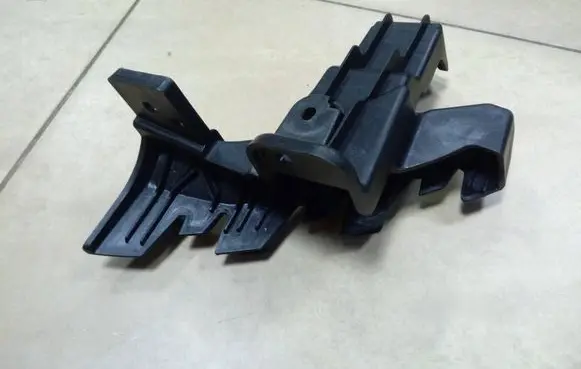 KIA Picanto Front bumper mounting bracket 86518G6000 NE69705