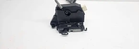 Mini One - Cooper Coupe R56 Front door lock 055676711