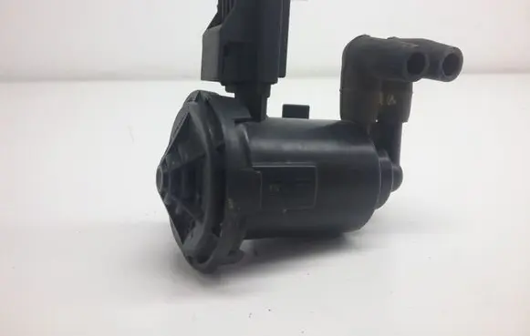 Chrysler Neon II Turbo solenoid valve 04669569