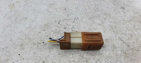 Nissan X-Trail T30 Other relay 2523079964 40605C