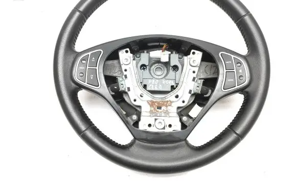 KIA Pro Cee'd I Steering wheel