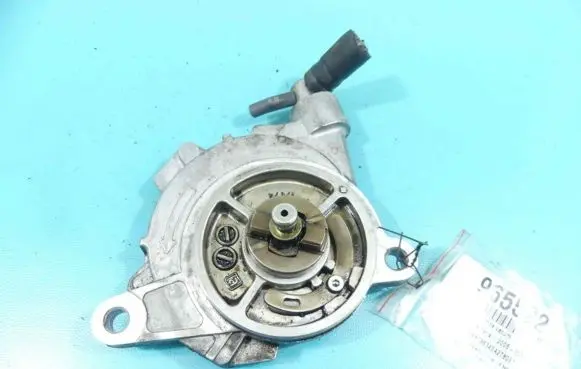 Toyota Yaris Vacuum pump IMPRK965592