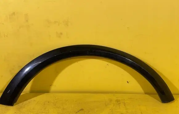 Volvo C30 Front arch trim RZ1R4P8