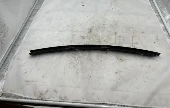 Other rear door trim element