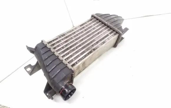 Opel Astra H Intercooler radiator 13128926