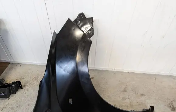 Dacia Lodgy Fender 631007164R