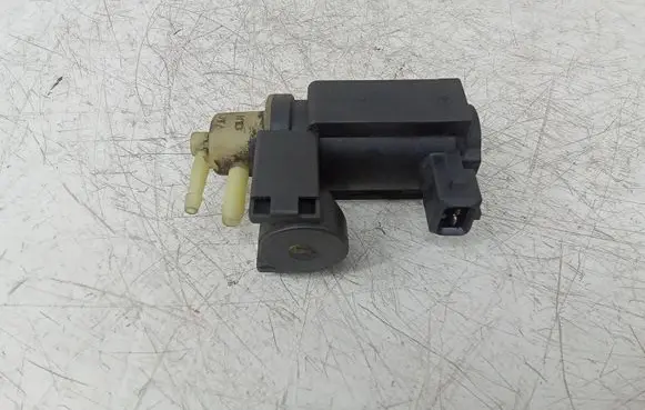 Hyundai ix35 Turbo solenoid valve 351202A900