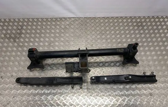 Mercedes-Benz GL X164 Tow bar set A1643101237 A1643101918