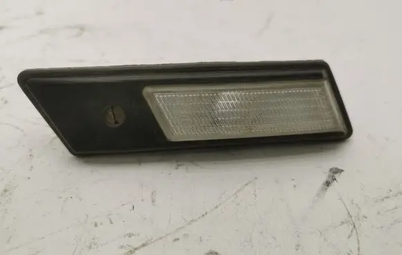 BMW 3 E36 Front fender indicator light 4441401L
