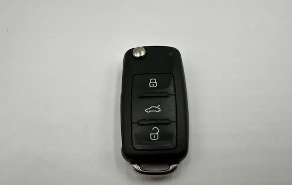 Volkswagen Jetta VI Ignition key/card 5K0837202AK 5FA01020621 2694A010206T