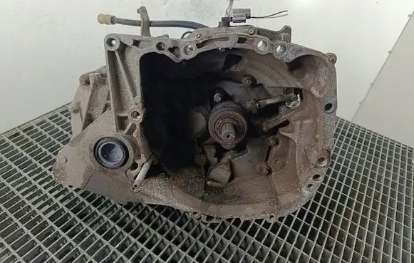 Renault Clio III Manual 5 speed gearbox JH3128
