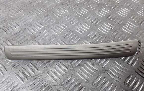 Mercedes-Benz S W222 Rear sill trim cover A2226801235