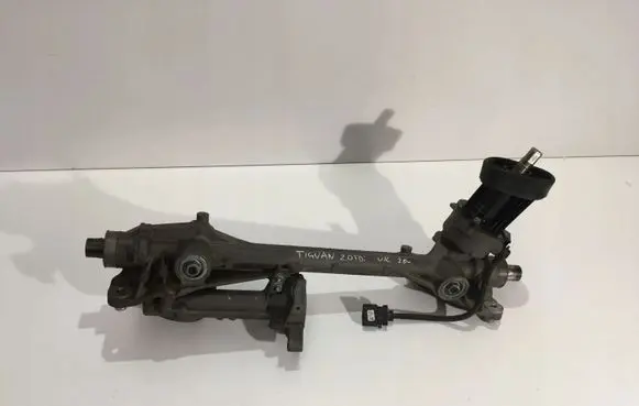 Volkswagen Tiguan Steering rack 5QC423051K