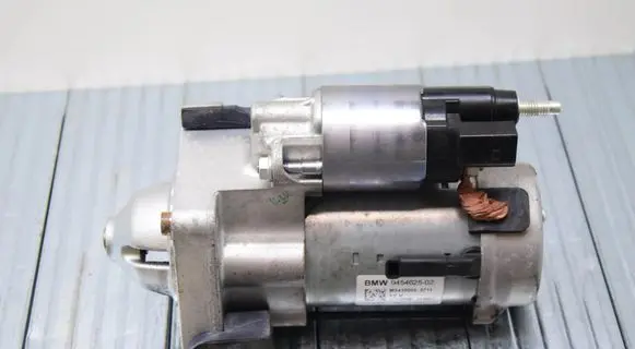 BMW X1 U11 Starter motor 9454625