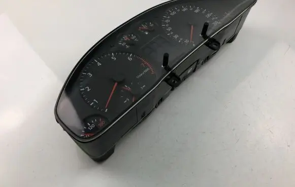 Audi A6 S6 C5 4B Speedometer (instrument cluster) 4B0919860F