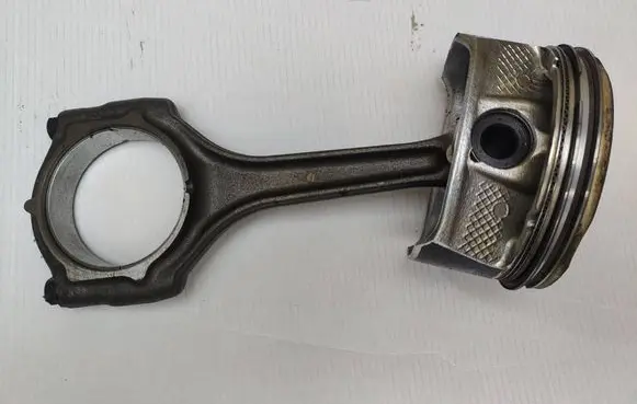 Chrysler Town u0026 Country V Piston with connecting rod 