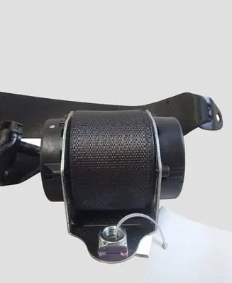 Opel Zafira C Rear seatbelt F13332240 N13251508 615828500A