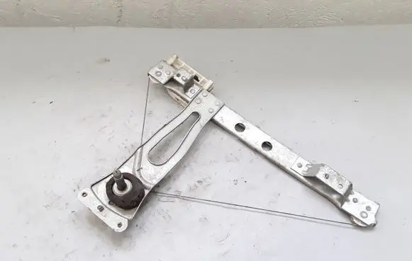 Citroen C3 Rear window lifting mechanism without motor 9680027480