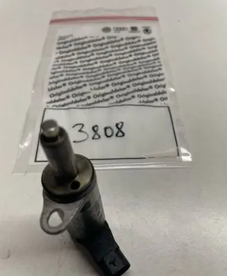 Audi Q5 SQ5 Turbo solenoid valve 06H103697C 06H103697B