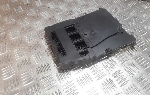 Renault Scenic II - Grand scenic II Comfort/convenience module 8200309690