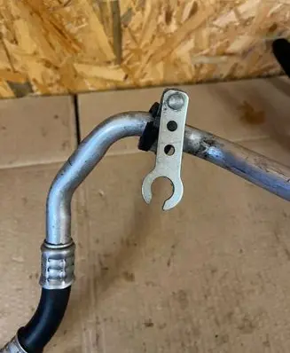 Maserati Ghibli Air conditioning (A/C) pipe/hose 670004945