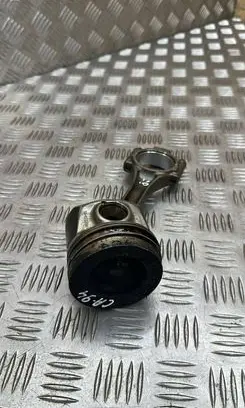 Skoda Octavia Mk3 (5E) Piston with connecting rod