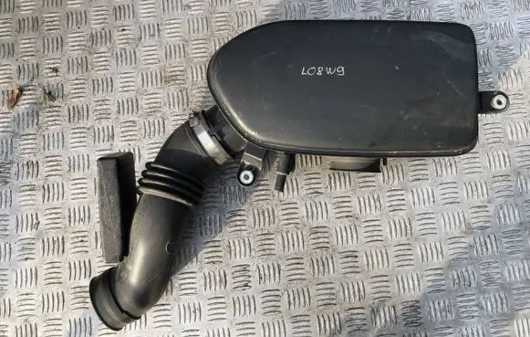 Subaru Legacy Air filter box