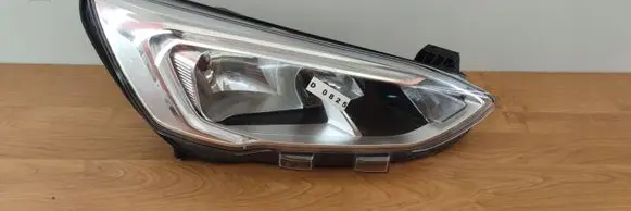 Ford Focus Headlight/headlamp JX7B13W029AE