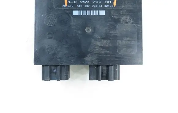 Seat Leon (1M) Central body control module 1J0959799AH