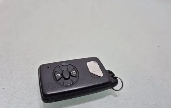 Toyota Yaris Ignition key/card 
