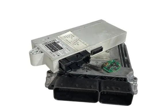 BMW 5 E60 E61 Engine ECU kit and lock set 7794218 0281011224 6943851