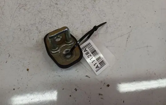 Citroen C4 Grand Picasso Rear door lock loop/hook striker 
