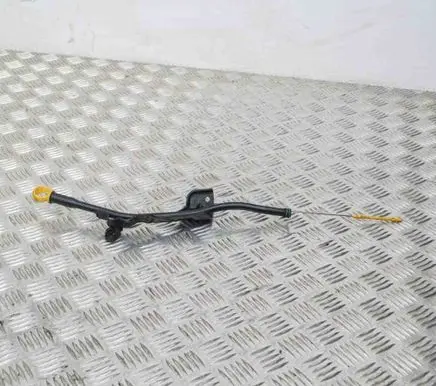 Volvo C30 Oil level dip stick 