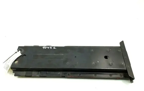 Mercedes-Benz C W205 Other trunk/boot trim element A2056100534