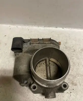 Audi A6 S6 C5 4B Throttle valve 06B133062M 0280750009
