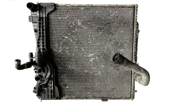 BMW X5 E53 Coolant radiator 7788387 17117788387 1711778838708