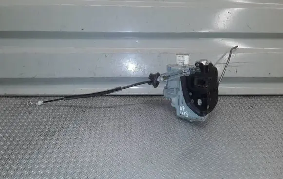 Audi A8 S8 D3 4E Front door lock 4f1837015e