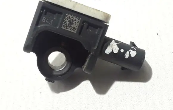 Audi A6 S6 C8 4K Airbag deployment crash/impact sensor 4M0907508