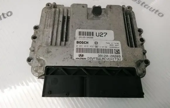 Hyundai i40 Engine control unit/module 0281018492 391202A209
