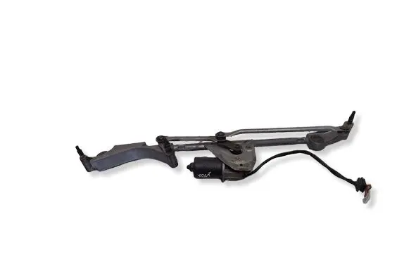 Mercedes-Benz C W203 Front wiper linkage and motor A2038200342