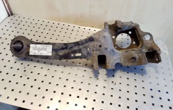 Ford Focus Rear upper control arm/wishbone BV615A968C