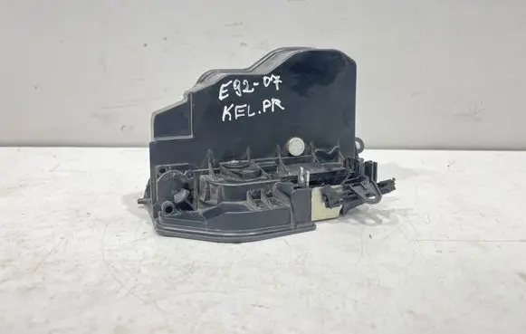 BMW 3 E92 E93 Front door lock 7167074 7167170