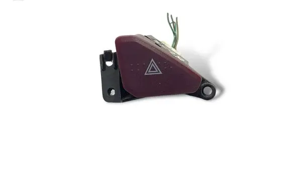 Mitsubishi Pajero Hazard light switch B653