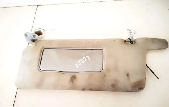 Toyota Avensis Verso Sun visor
