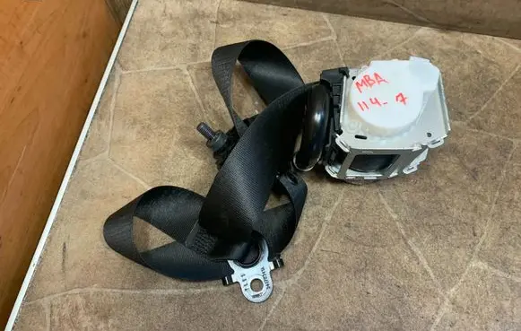 BMW 6 G32 Gran Turismo Front seatbelt 34133468