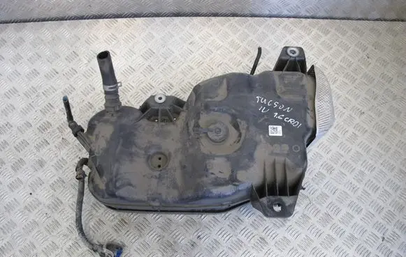 Hyundai Tucson IV NX4 AdBlue liquid reservoir 31500N7000