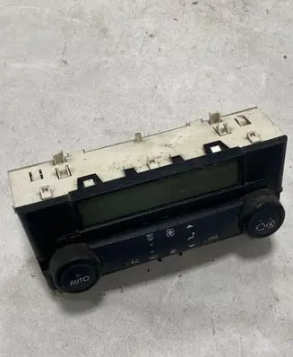 Renault Laguna II Climate control unit 8200181132 52485201 HDS18C23