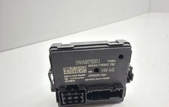 Skoda Octavia Mk4 Gateway control module 5WA907530J 5WA907530C A2C77859103