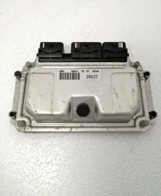 Citroen Xsara Picasso Engine control unit/module 0261206633 9637839580