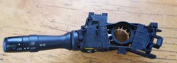 Toyota Hilux (AN10, AN20, AN30) Indicator stalk 0K010173880